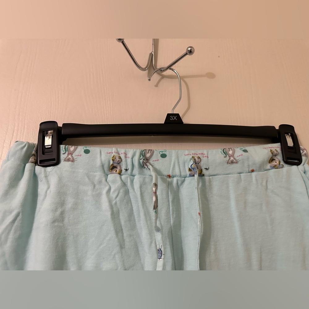 Lights Off Nightwear Pajama Set Size Large - Picture 4 of 10